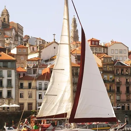 O Porto Sailing Douro بوتيل *